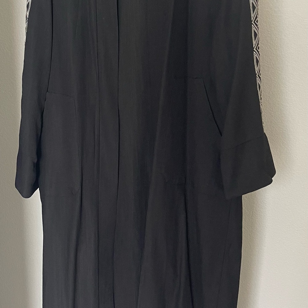 Embroidered Sleeve Abaya (Maxi Cardigan) - Picture 7 of 8